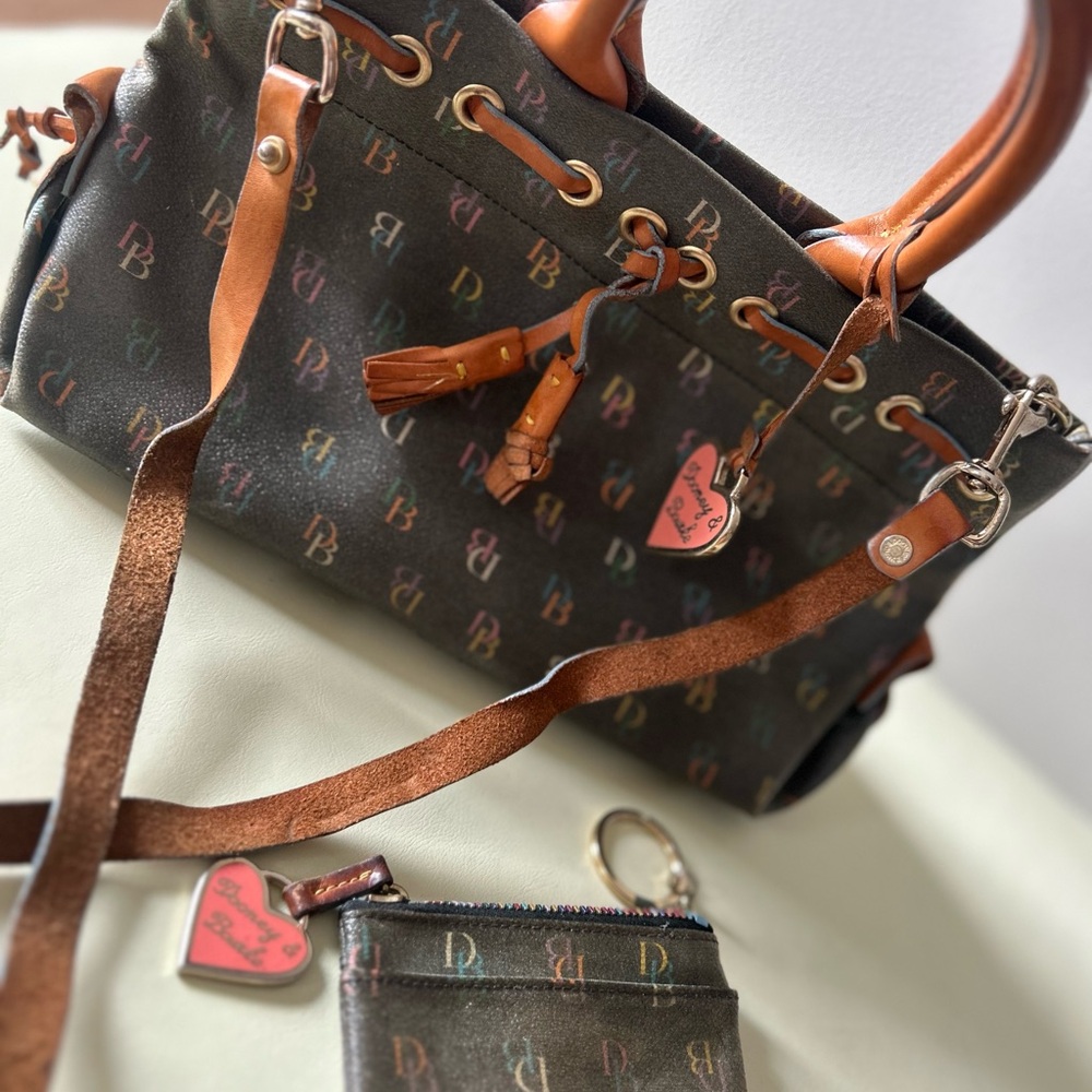 Dooney & Bourke Purse
